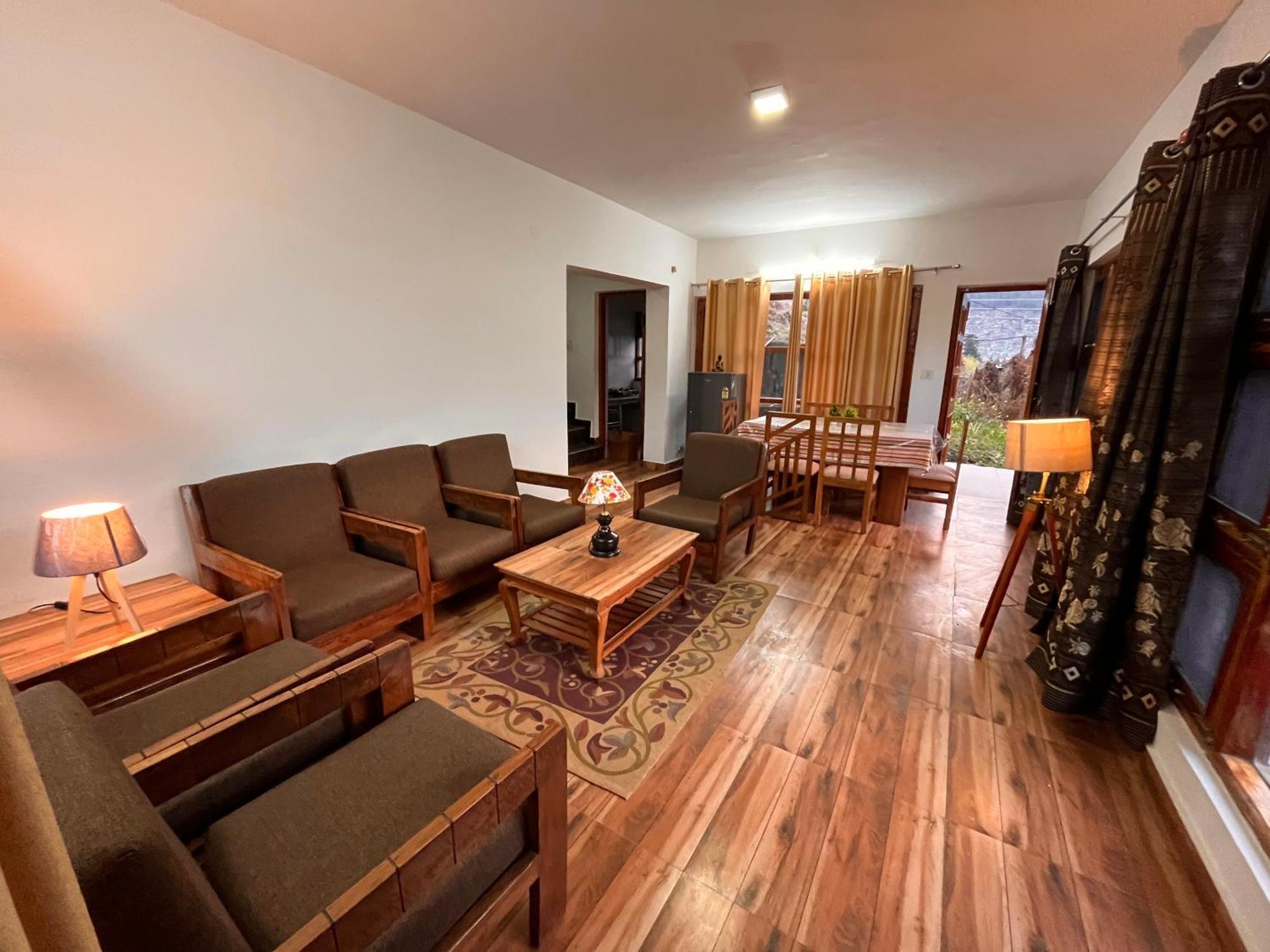 Himalayan River Mountain View 2 Bedrooms Cottage, Manali Экстерьер фото