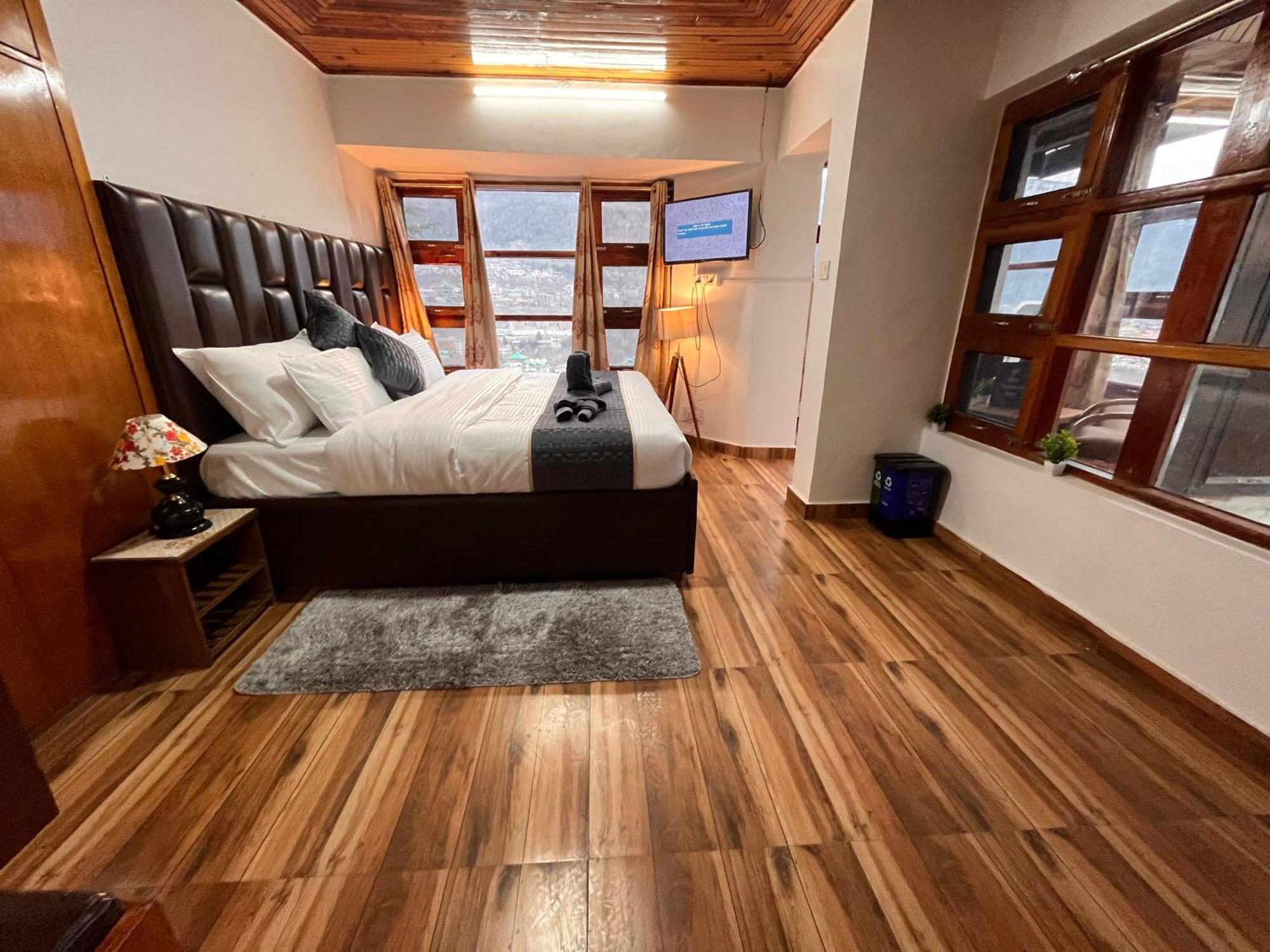 Himalayan River Mountain View 2 Bedrooms Cottage, Manali Экстерьер фото