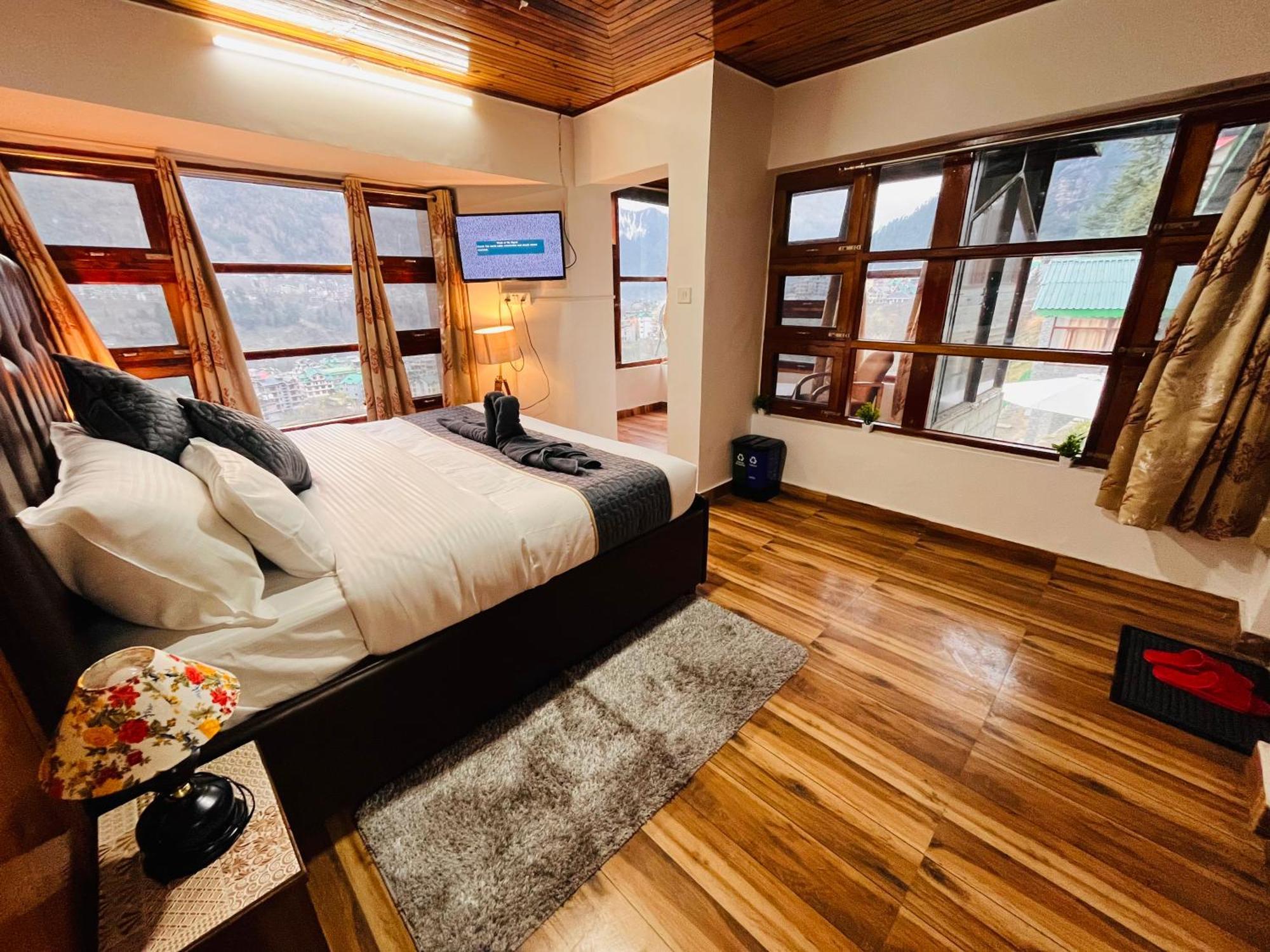 Himalayan River Mountain View 2 Bedrooms Cottage, Manali Экстерьер фото